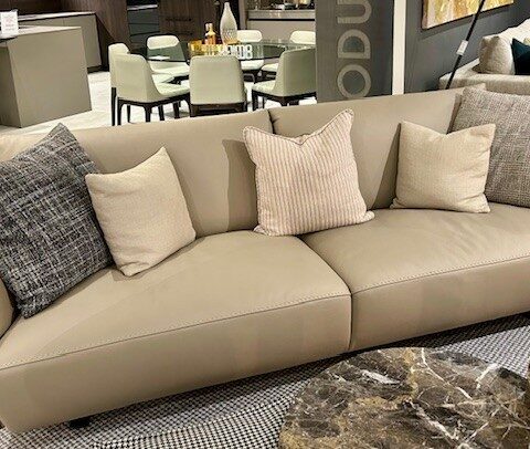 GAMMA COCOON SOFA