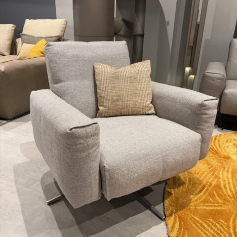ROLF BENZ RB 50 SWIVEL ARMCHAIR - 2 AVAILABLE